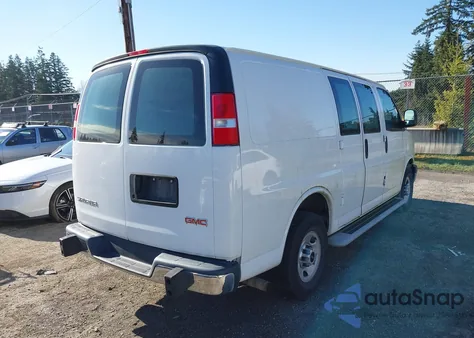 2017 GMC Savana 2500 Work Van z USA, uszkodzony, nr VIN 1GTW7AFF3H1913316